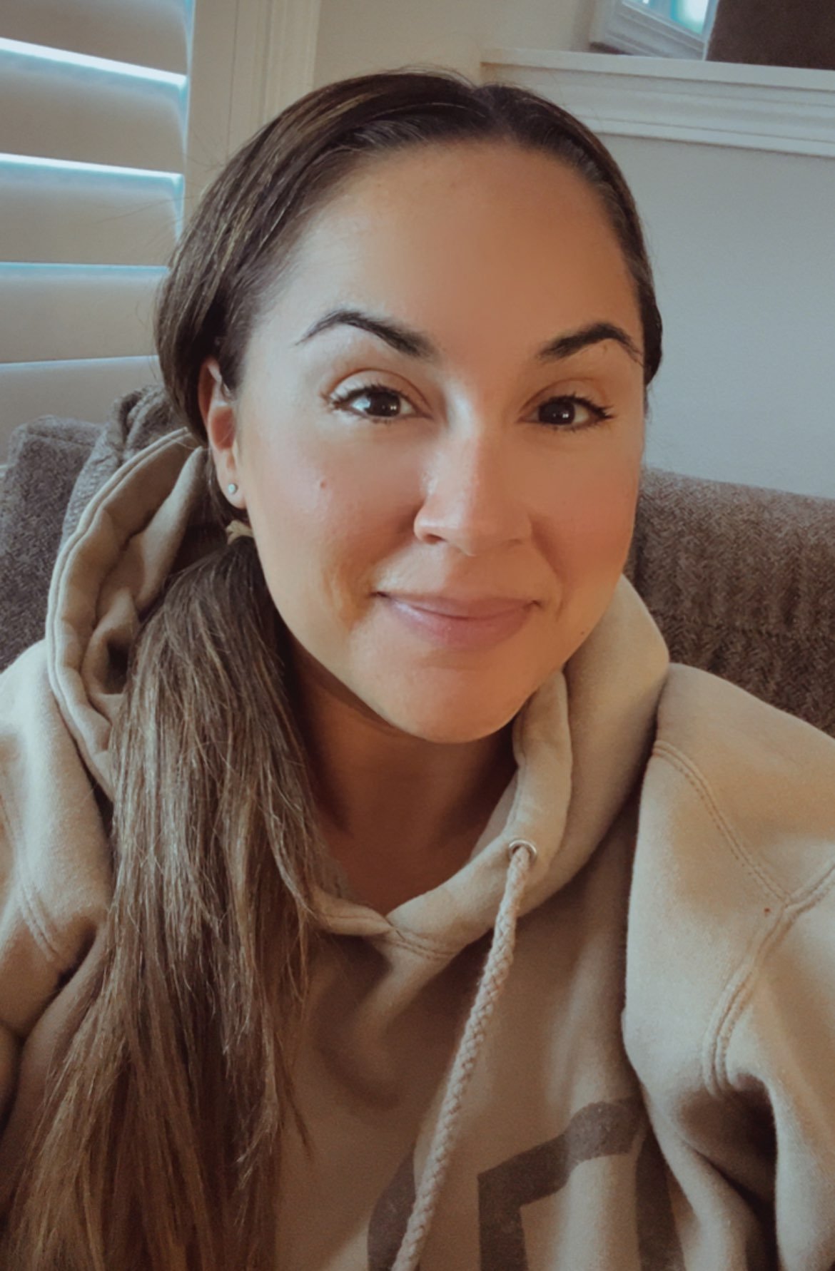 Schmille Fernandez, Steward